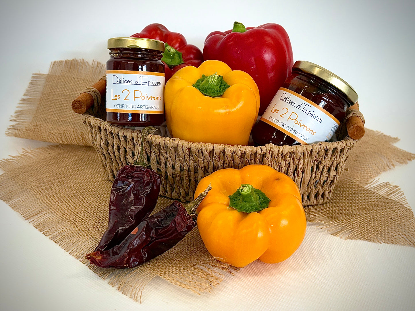 Les 2 poivrons (piment d'Espelette)