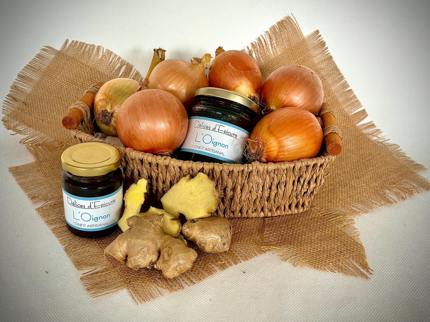 L’Oignon (poivre noir, gingembre moulu et balsamique)